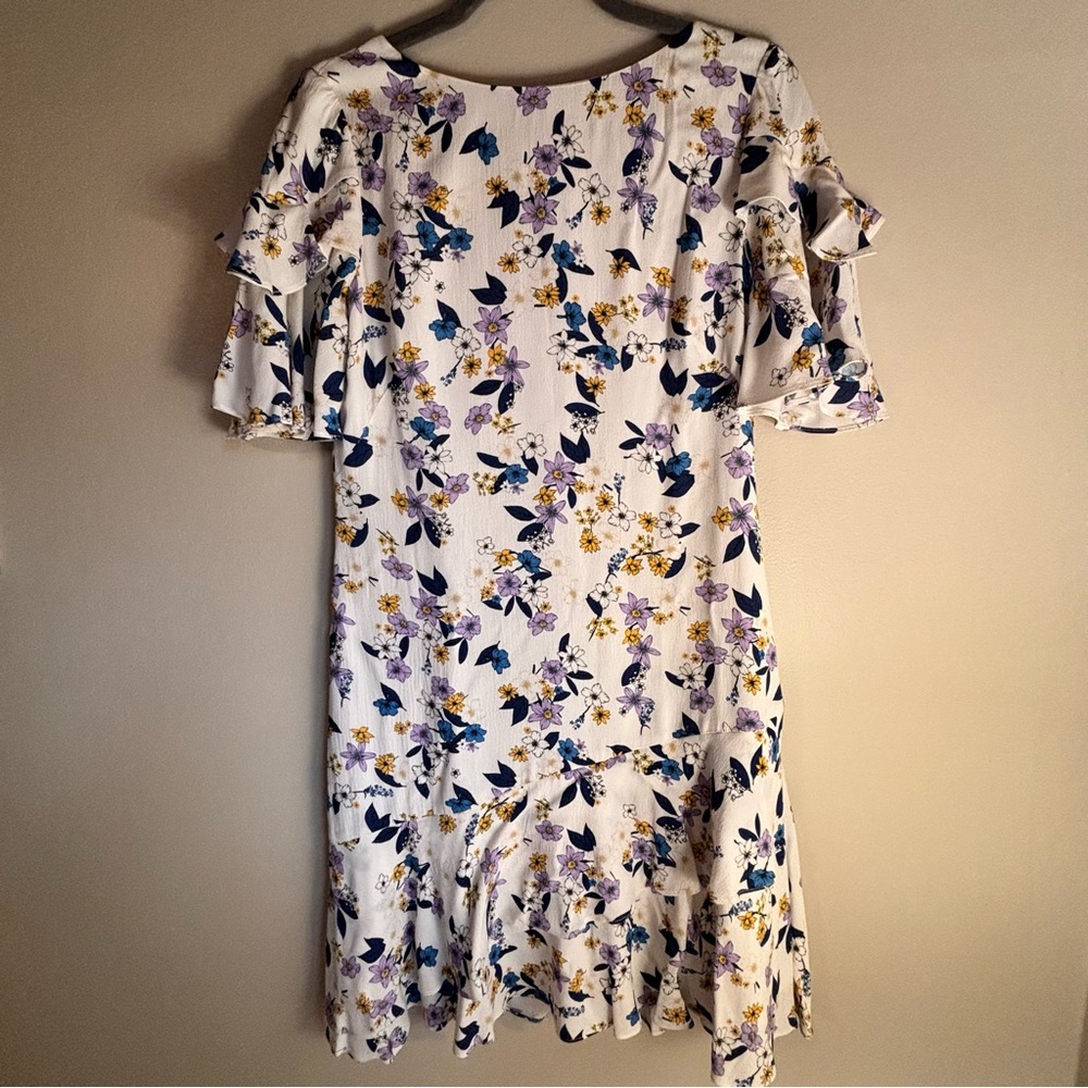 Shoshanna White Floral Short Sleeve Dress with Ruffle Detail
